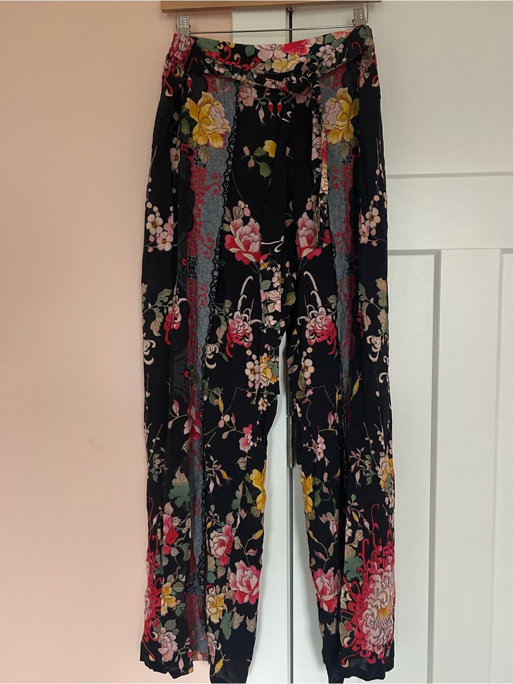 Johnny Was Mono Floral Split Leg Coverup Pants size L NWT - Picture 5 of 11